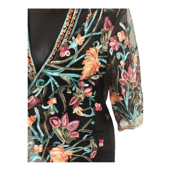 Stunning black floral embroidered mesh sheer fringed kimono shawl topper size L - Picture 15 of 17